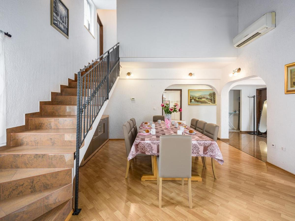 Villa Martimar With Pool And Hot Tub In Istria Rosini Exterior photo